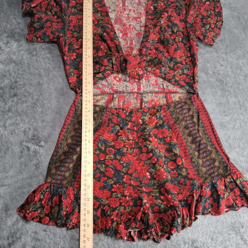 Free People Surf Date Romper Womens Sz 4 Burgundy Floral Ruffle Hem Boho Beach